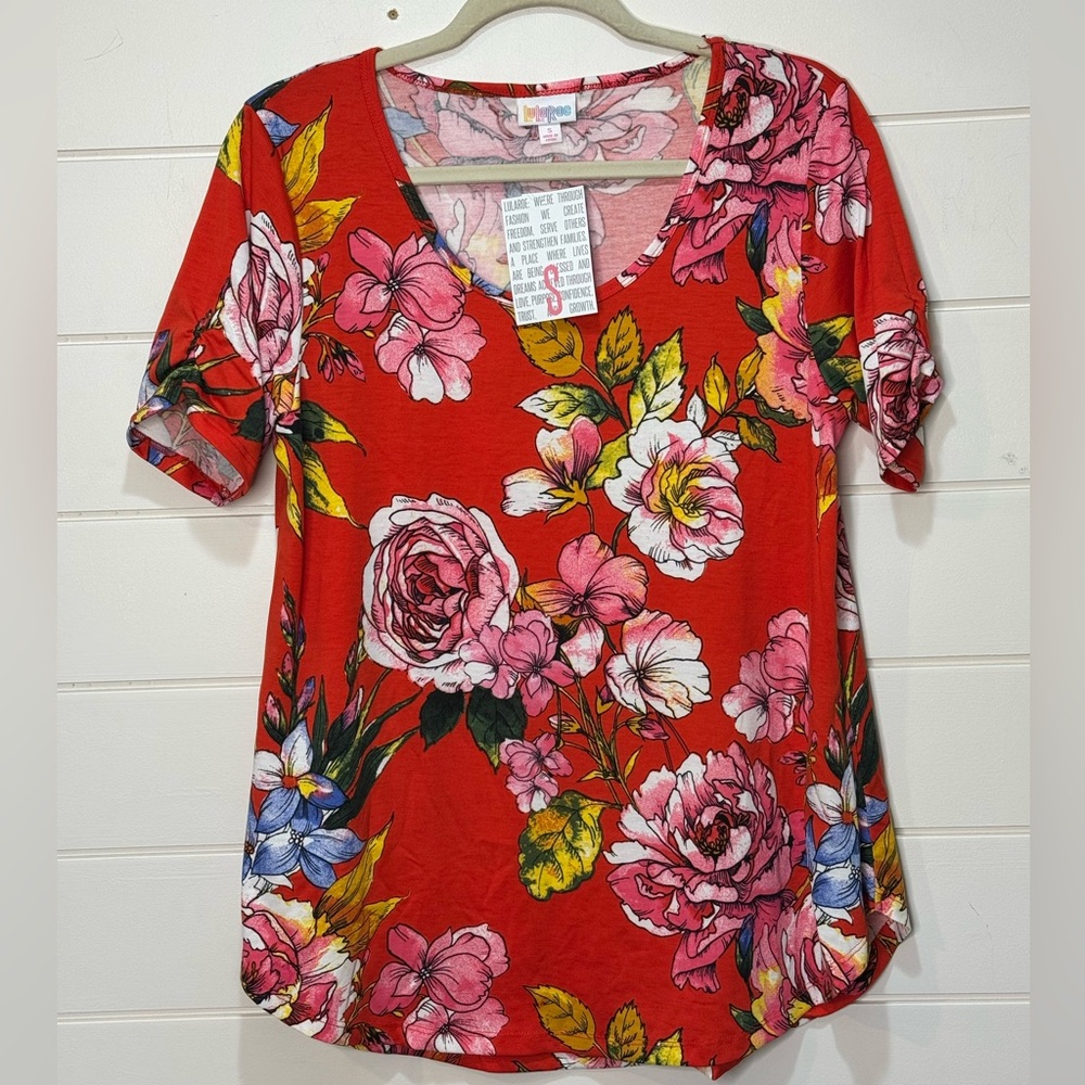 LuLaRoe Morgan Flare Tee Red Floral Short Sleeve Top